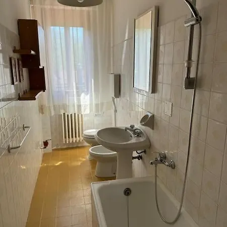 Da Mariuccia Quadrilocale Panoramico Con Giardino * كاستليوني دي بيبولي